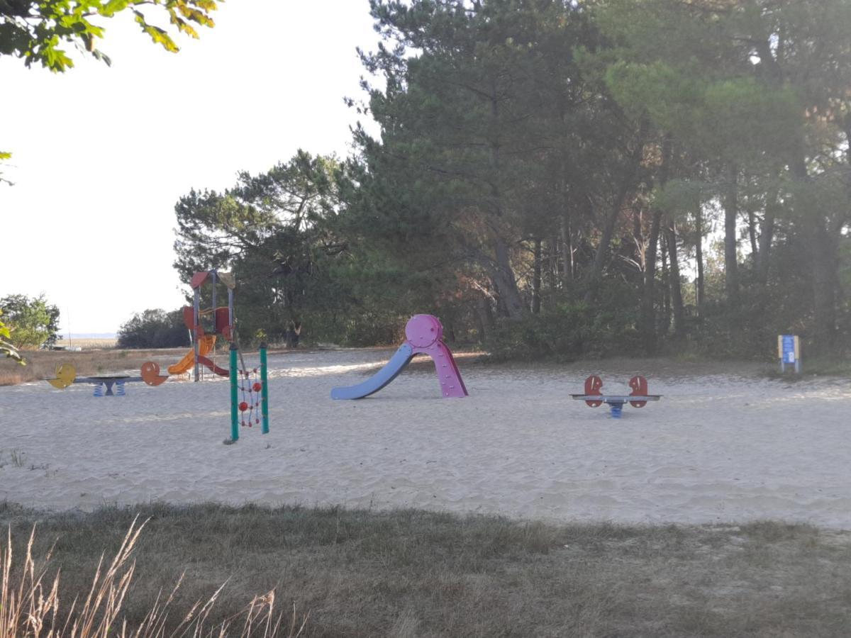 ホテル Cordon Lmp Gastes エクステリア 写真